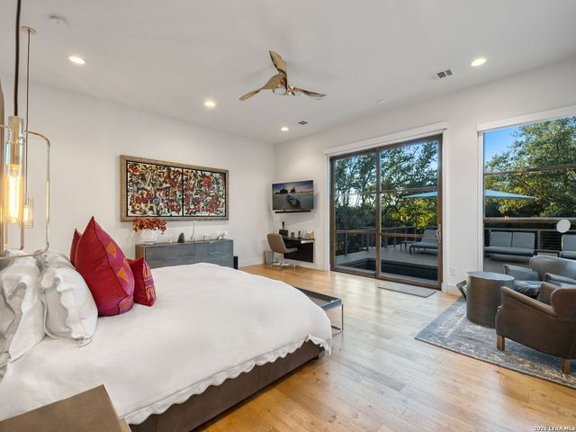 2 Via Aragon, San Antonio, TX 78257