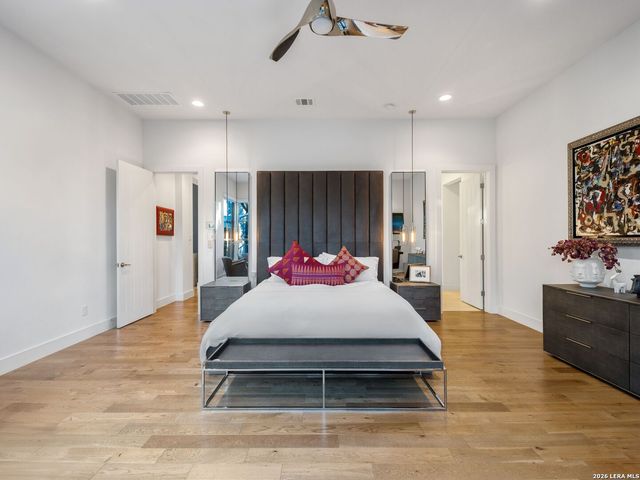 2 Via Aragon, San Antonio, TX 78257