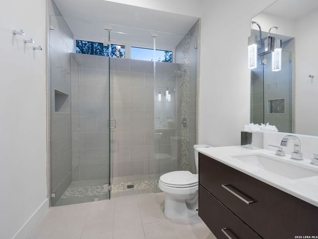 2 Via Aragon, San Antonio, TX 78257