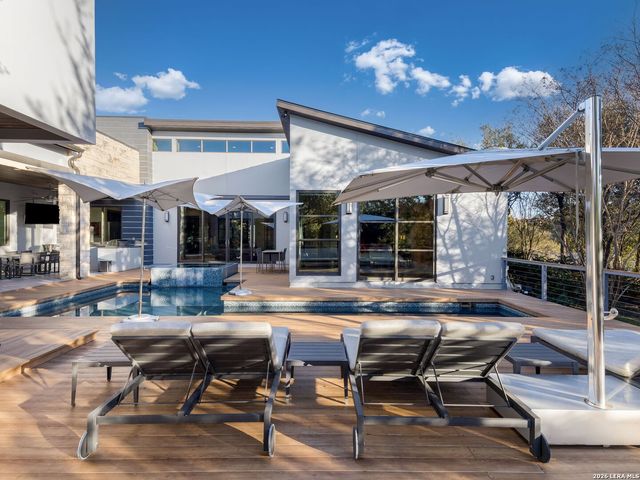 2 Via Aragon, San Antonio, TX 78257