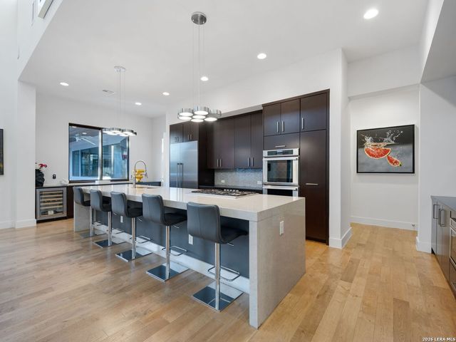 2 Via Aragon, San Antonio, TX 78257