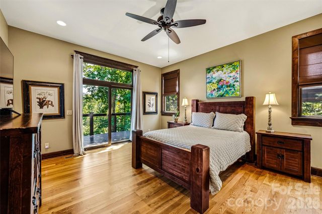 136 Merrills Ridge Road, Asheville, NC 28803