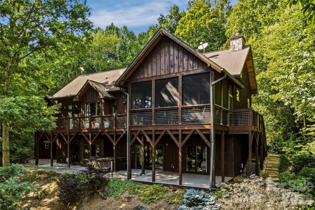 136 Merrills Ridge Road, Asheville, NC 28803