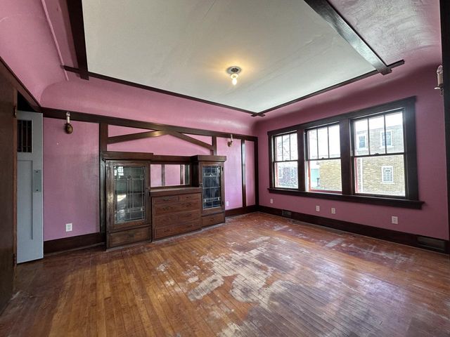 3826 E Cudahy AVENUE, Cudahy, WI 53110