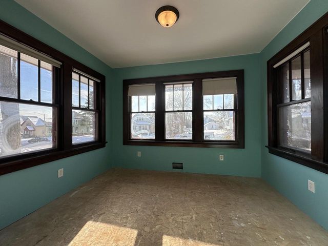 3826 E Cudahy AVENUE, Cudahy, WI 53110