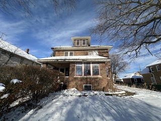 3826 E Cudahy AVENUE, Cudahy, WI 53110