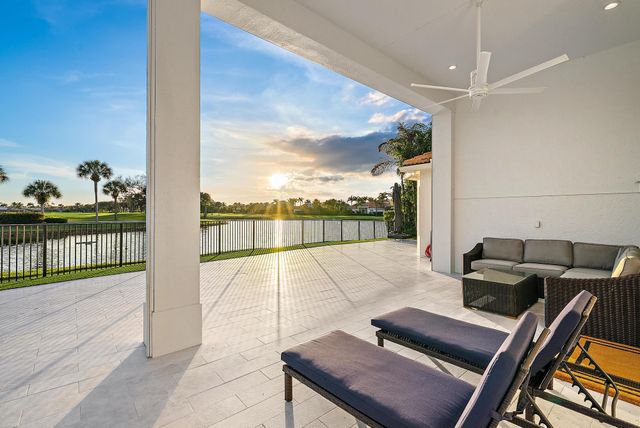 10284 Sand Cay Lane, West Palm Beach, FL 33412