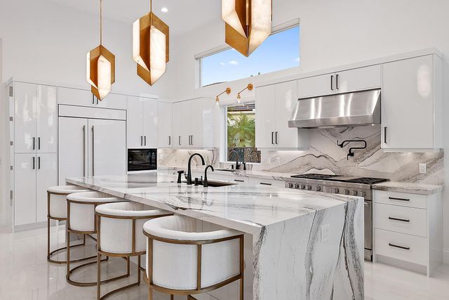 10284 Sand Cay Lane, West Palm Beach, FL 33412