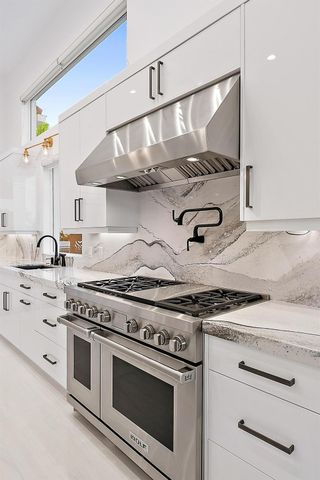 10284 Sand Cay Lane, West Palm Beach, FL 33412