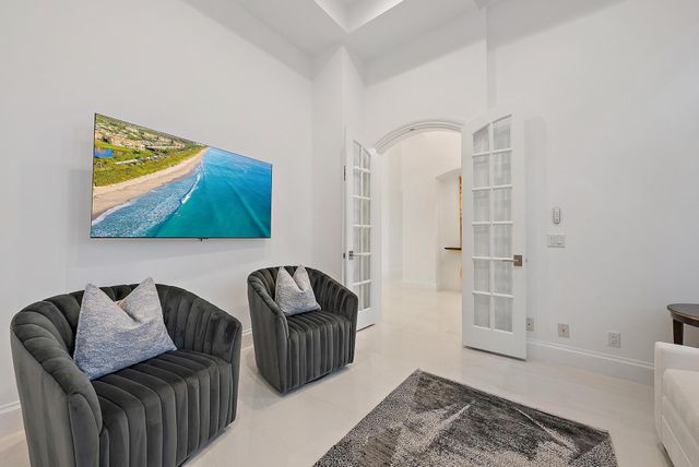 10284 Sand Cay Lane, West Palm Beach, FL 33412