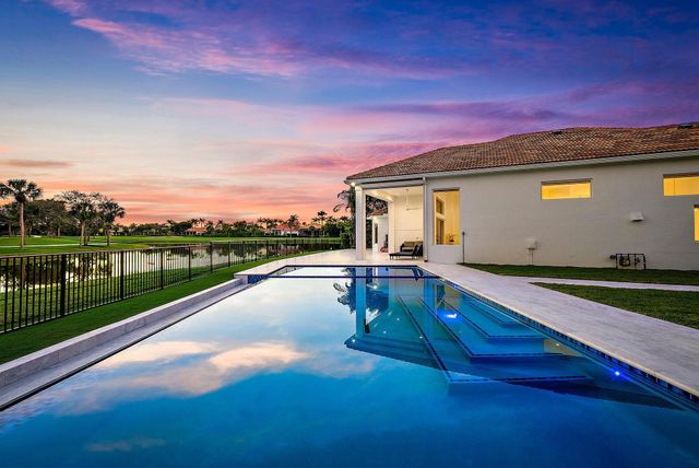 10284 Sand Cay Lane, West Palm Beach, FL 33412