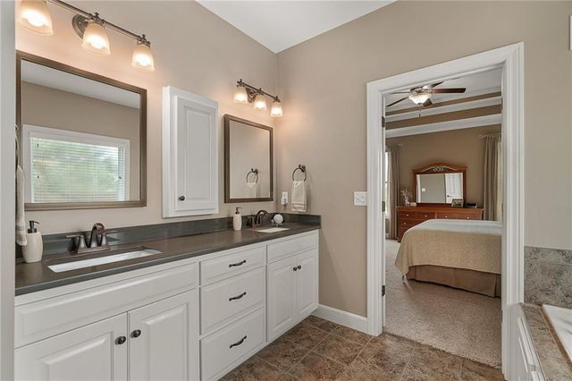 13286 Davis Avenue, Bonner Springs, KS 66012