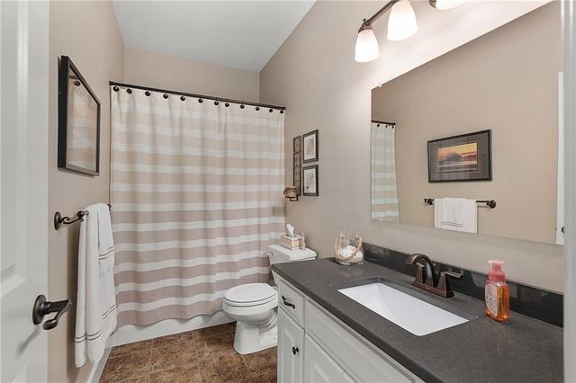13286 Davis Avenue, Bonner Springs, KS 66012