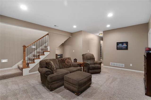 13286 Davis Avenue, Bonner Springs, KS 66012
