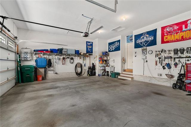 13286 Davis Avenue, Bonner Springs, KS 66012