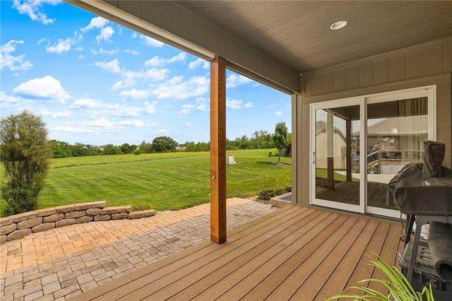 13286 Davis Avenue, Bonner Springs, KS 66012