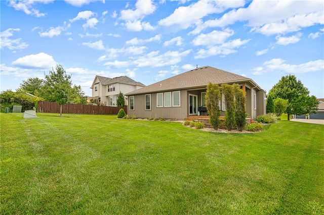 13286 Davis Avenue, Bonner Springs, KS 66012