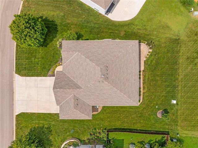13286 Davis Avenue, Bonner Springs, KS 66012