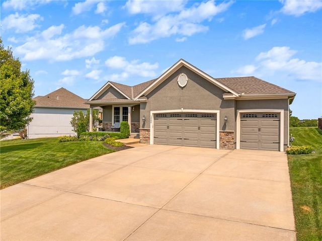 13286 Davis Avenue, Bonner Springs, KS 66012
