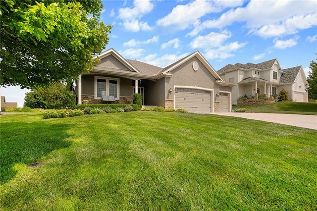13286 Davis Avenue, Bonner Springs, KS 66012