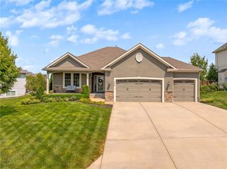 13286 Davis Avenue, Bonner Springs, KS 66012