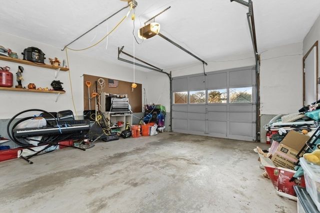 9 Doctor St ., Fall River, MA 02720