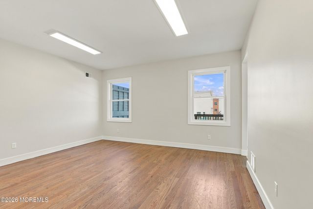 67 Edgecomb Avenue, Lakewood, NJ 08701
