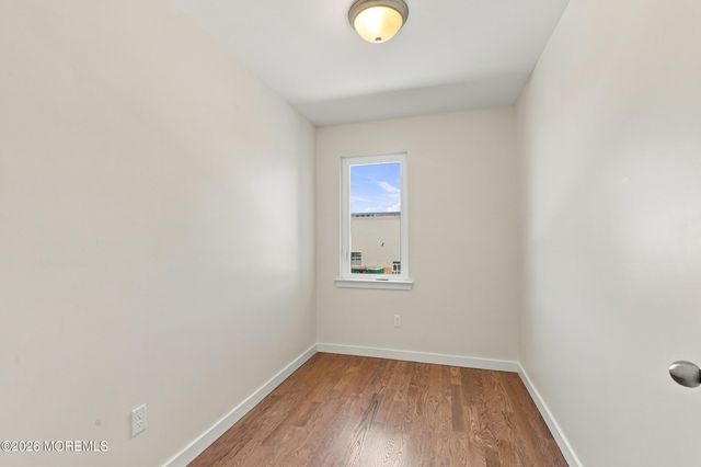 67 Edgecomb Avenue, Lakewood, NJ 08701