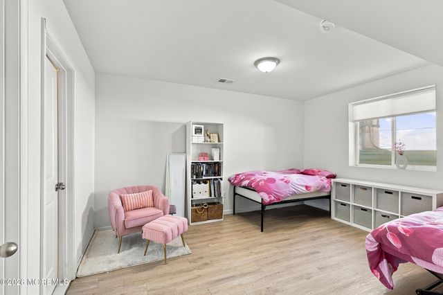 67 Edgecomb Avenue, Lakewood, NJ 08701
