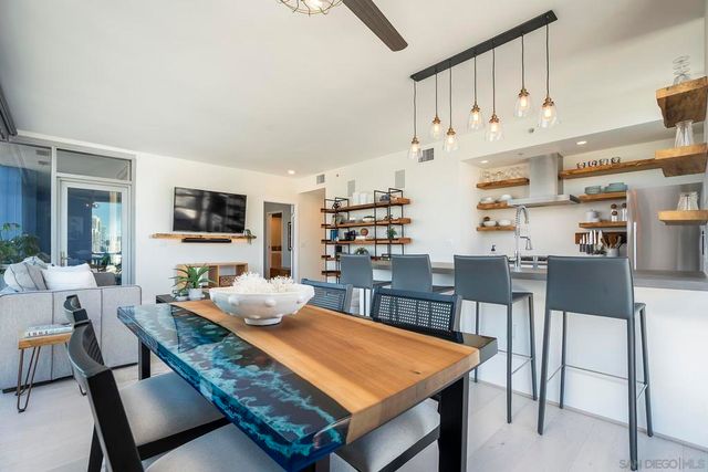 321 10th Ave 2101, San Diego, CA 92101