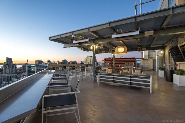 321 10th Ave 2101, San Diego, CA 92101