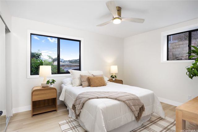 1758 Mikahala Way, Honolulu, HI 96816