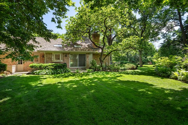 48 Indian Hill Road, Winnetka, IL 60093