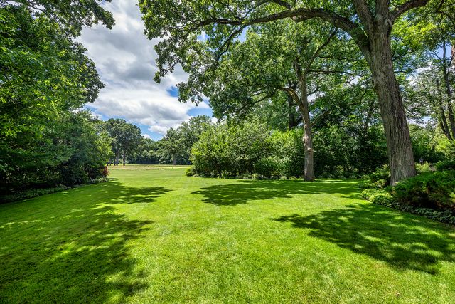 48 Indian Hill Road, Winnetka, IL 60093