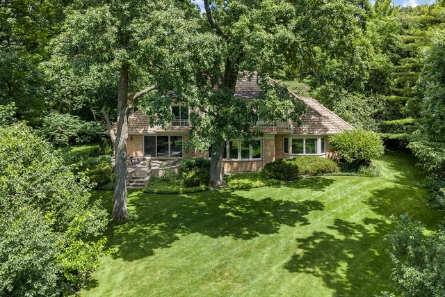 48 Indian Hill Road, Winnetka, IL 60093