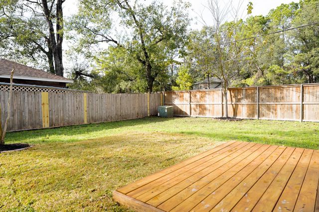 11822 Hillbrook Drive, Houston, TX 77070