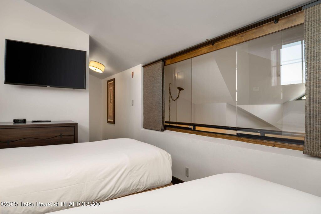 3385 W VILLAGE Drive 502, Teton Village, WY 83025 photo 16