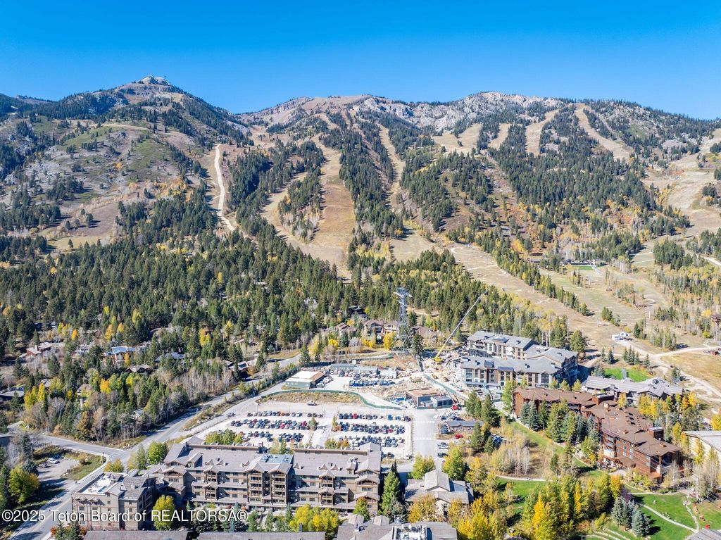 3385 W VILLAGE Drive 502, Teton Village, WY 83025 photo 29