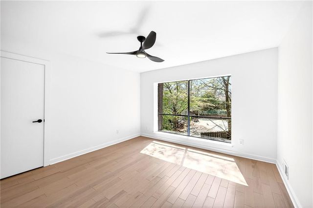 5020 Vallo Vista Court, Atlanta, GA 30342