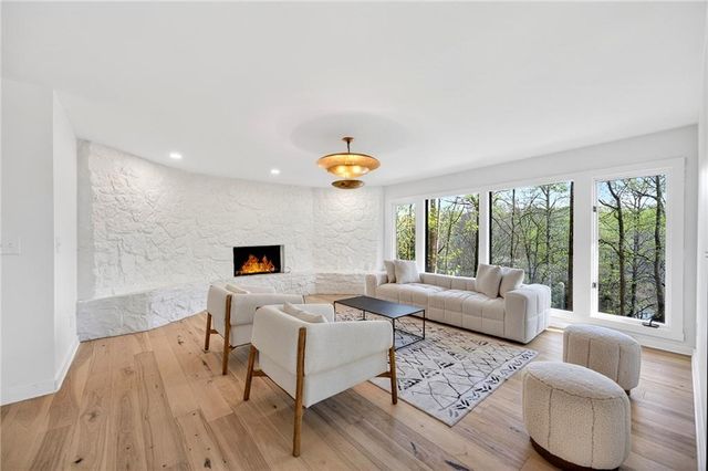 5020 Vallo Vista Court, Atlanta, GA 30342