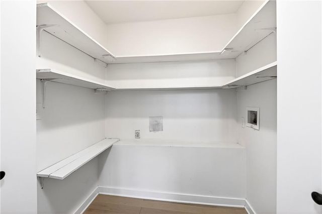 5020 Vallo Vista Court, Atlanta, GA 30342