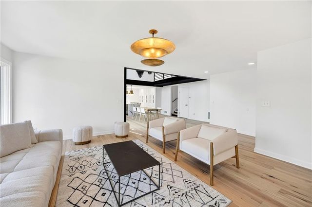 5020 Vallo Vista Court, Atlanta, GA 30342