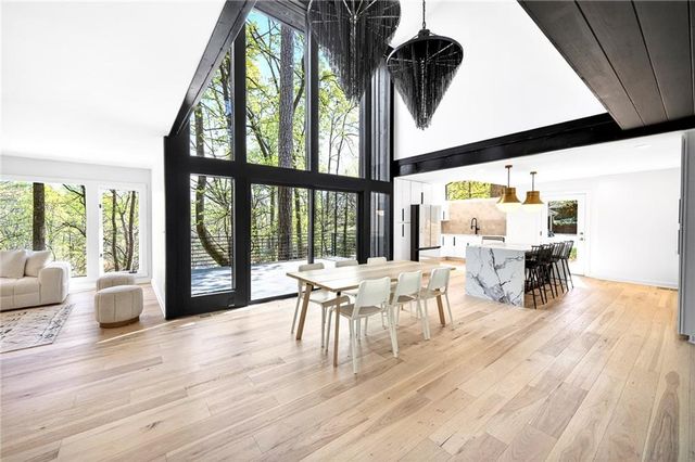 5020 Vallo Vista Court, Atlanta, GA 30342