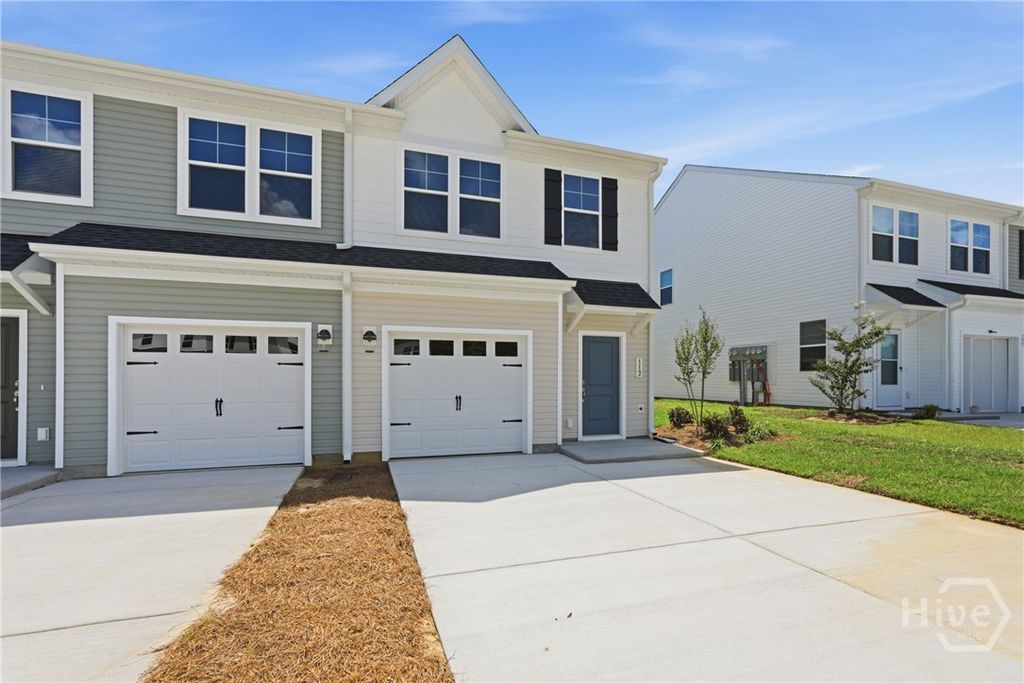 Image 2 of property listing at 112 Brunson Circle, Guyton, GA 31312