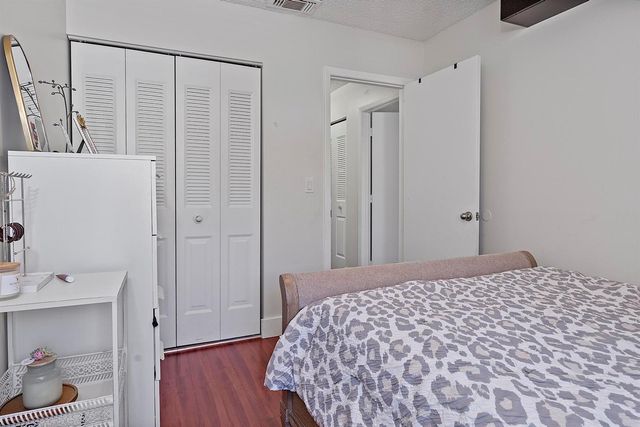 1177 NW 98th Terrace 132, Pembroke Pines, FL 33024