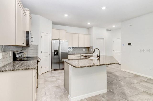 31426 MANGO FADE WAY, San Antonio, FL 33576