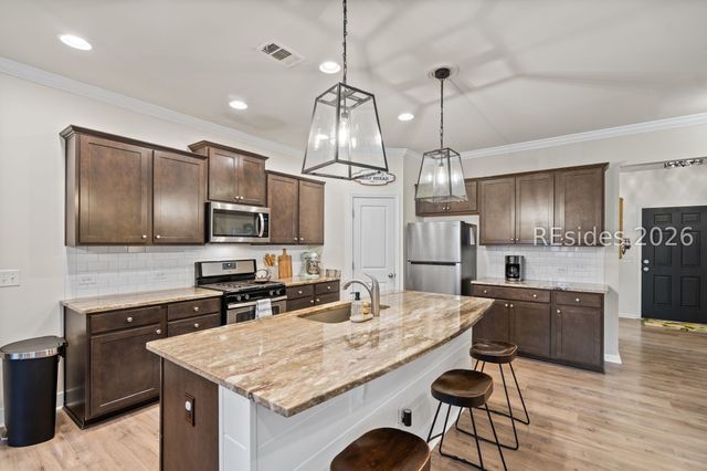 49 Hager Rd, Bluffton, SC 29910