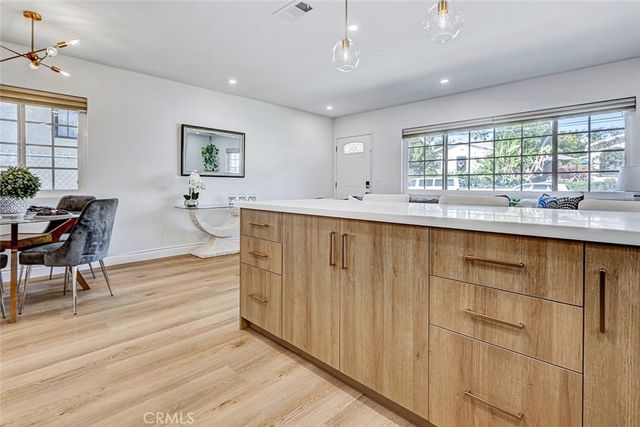 875 W 1st Street, San Pedro, CA 90731