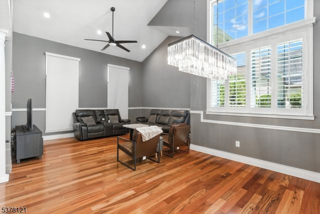 90 Canal St, Sayreville Boro, NJ 08872