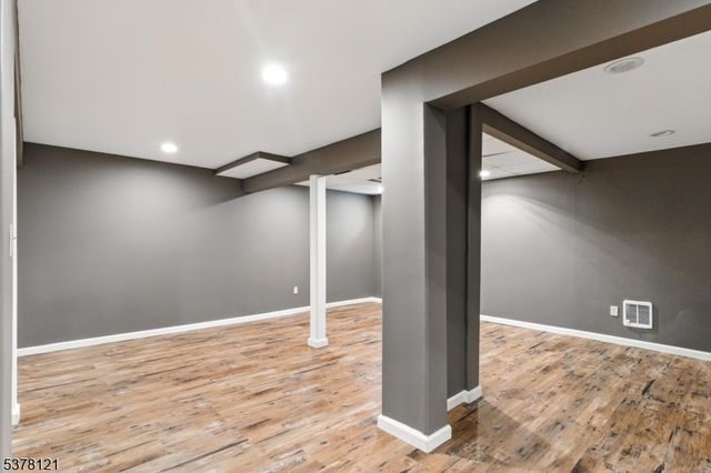 90 Canal St, Sayreville Boro, NJ 08872